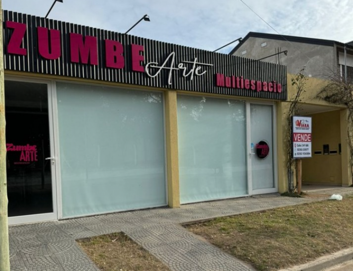 PROPIEDAD EN VENTA CON LOCAL COMERCIAL